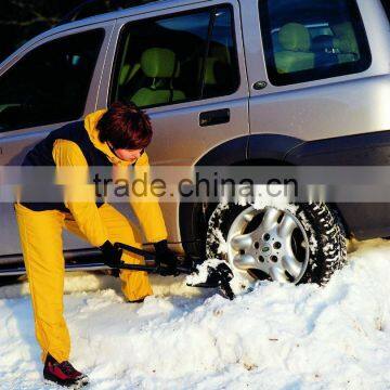 Compact Steel & Lightweight Folding Snow Shovel photo-4