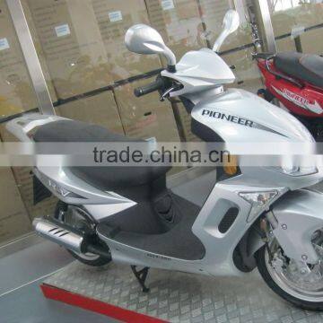 EEC3 125 Scooter photo-2