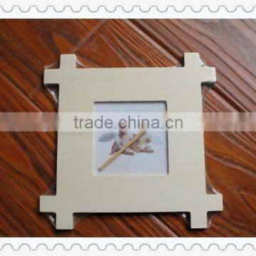 Beautiful Eco-friendly Wooden Photo Frame for Baby photo-2