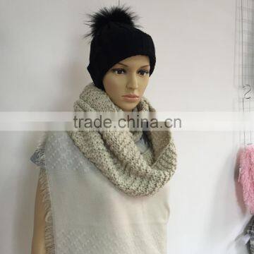 Women Winter Heavy Knit Infinity Scarf photo-2