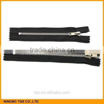 Factory Sale Aluminium Zipper Silver Gold No.3 Or No.4 C/E Metal Zippers or Zips photo-3