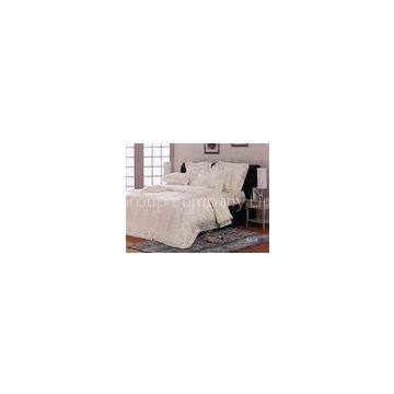 Soft Hotel Natural Silk Luxury Jacquard Bedding Set , Lace Bedding Set