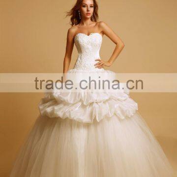 Ball Gown Wedding Dress Lacy Look Chapel Train Sweetheart Lace Tulle bridal gown P011