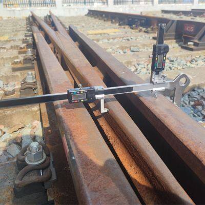 Sliding Digital Rail Wear Gauge for Switch Position Rail Wear Measuring photo-4