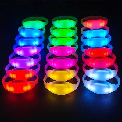 Concert Decoration Party DMX LED Bracelets RGB Remote Control Light up Bracelet