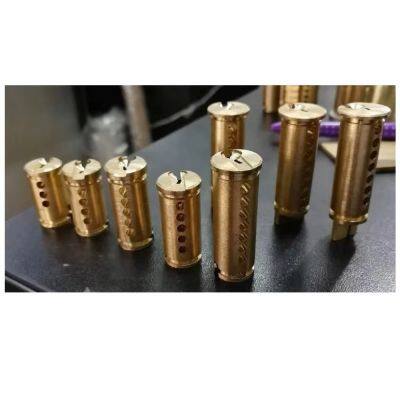 Изготовление замков. Сверление цилиндрических комбинированных стволов с отверстиями под штыри, боковое фрезерование хвостовой части, фрезерование хвостовых пазов. Изготовление замков