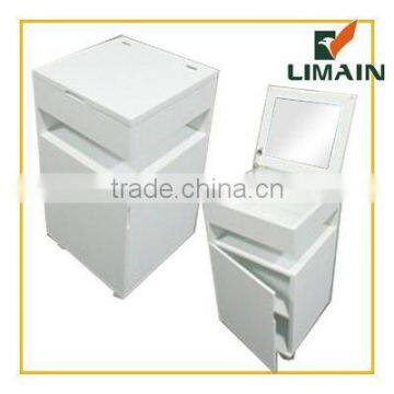 2011 Cosmetic Display Cabinet