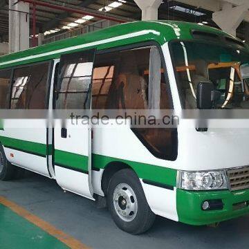 7.5m 26 Seats Coaster Type Mini Bus With Cummings Engine HM6700