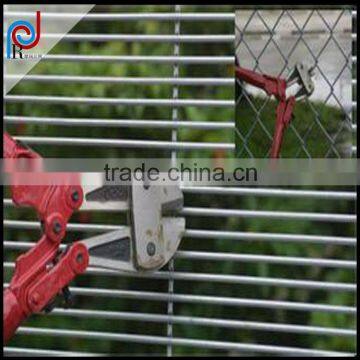 Panrui Powder coated anti climb 358 high security fence factory