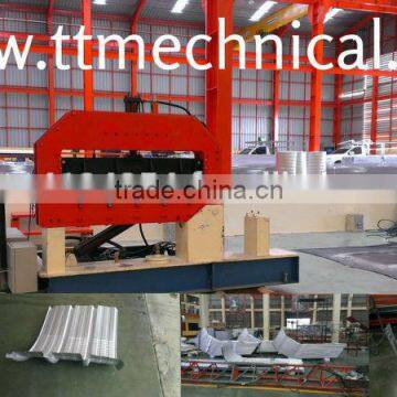 Curved Crimping Machine