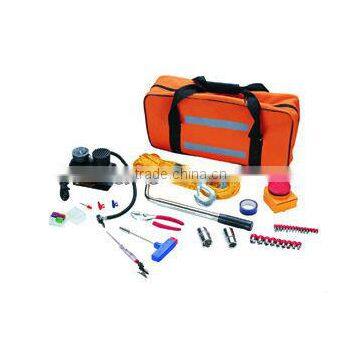 31 pcs Car Safety Kit with Torch