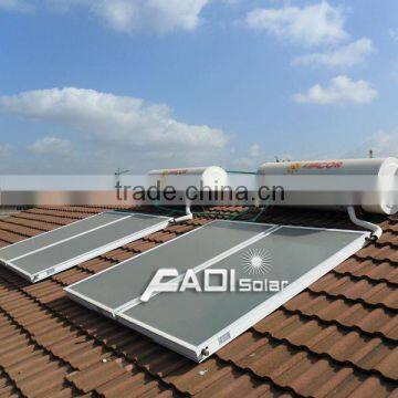 High Quality Pressurized Flat Panel Solar Water Heater (300L)