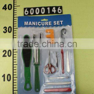 MANICURE SET