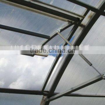 Automatic greenhouse ventilation - thermo door opener/window opener