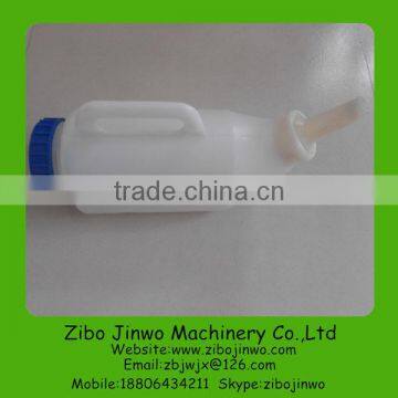 Food Grade Plastic Feeding Bottle for Cow