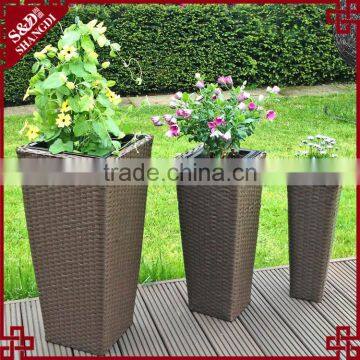 Outdoor garden patio decor plastic rattan plant pots tall large planters