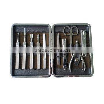 HIGH QUALITY MANICURE KIT