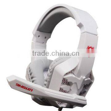 Wired Gaming Headset with Ture Bass Sound and Position Feeling