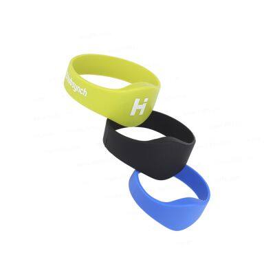 Factory Price Writable Waterproof Passive NFC Bracelet RFID Silicone Wristband photo-2