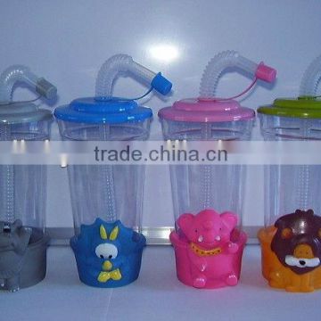 cartoon shape plastic cup with soft straw