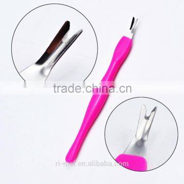 Cuticle trimmer for manicure with sharp V head