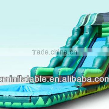 Tropical curvy inflatable water slide