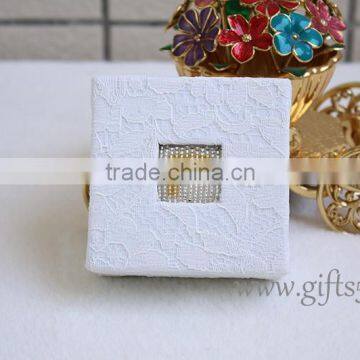 Custom Elegant Proposal Jewelry Ring Gift Box Wedding Ring Box with beaded name plate of F