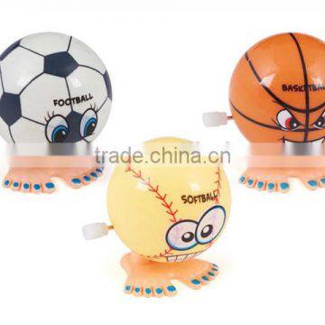 FUNNY WIND UP JUMP BALL CANDY TOY Y2770658