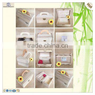10 cm Natural Rectangle Curved Fixed Turnable Handle Box