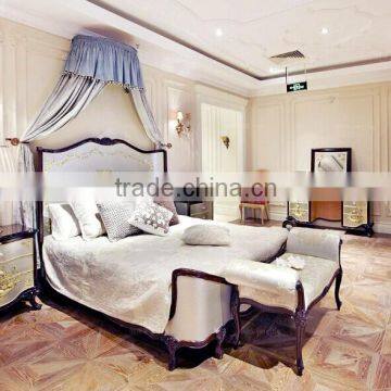 Royal Elegant English Style Victorian Silver Floral Painted Solid Wood Crown Bed with Matching Bedroom Items BF12-05244a