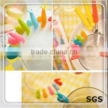 Wholesale cute Snail Hanging Tea Bag Colorful Snails Gifts plastic tea bag clip