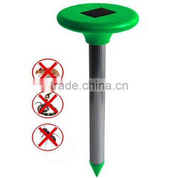 Outdoor Use solar powered sonic wave sound Vibration pest mole snake solar mice repeller