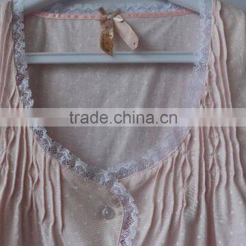 Fashion Workmanship Lady's Pajamas Set With Full Fabric Print and Lace Decoration photo-2