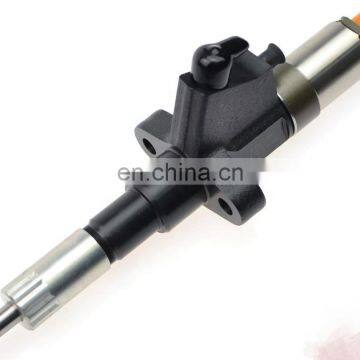 Common rail fuel injector 095000-0760