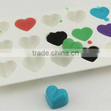 Flexible 15-Cup DIY Heart Shaped Chocolate Molds