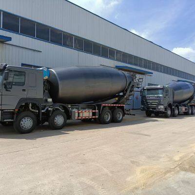 Sinotruk Howo 12-wheel Mixer Truck