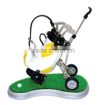 Golf pen set with green lawn on sale