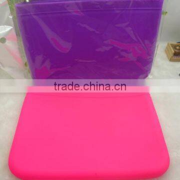 Lovely cat shape design silicone handbag manufacturer