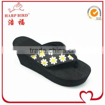 elegant women nude beach walk slipper