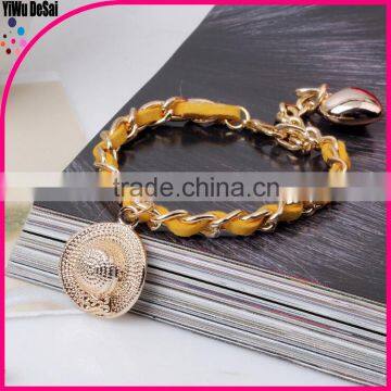 Yiwu factory supply hot selling Korea velvet bracelet