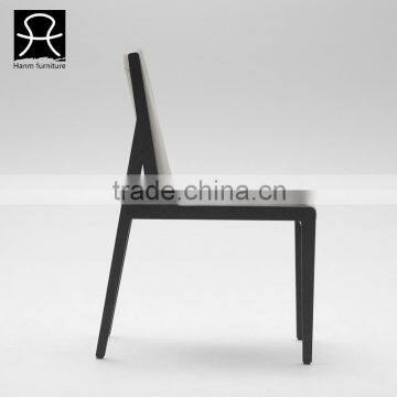 Solid wood popular dinning chair made in China best price chair famous design
