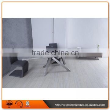 2016 Hot Sell square travertine marble metal bracket dining table