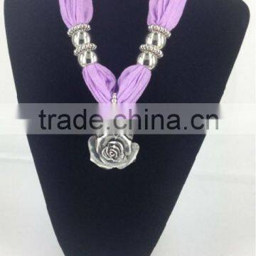 2013 Cheapest jewellry short necklace scarf