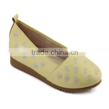 girls new design computer embroidery low cut leather wholesale china shoes