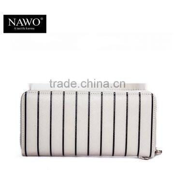 Stripe Pattern Zippered Women Leather Hand Purse Manufacturer photo-3