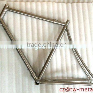 Titanium road bicycle frame touring bike frame & Coupler installing bike frame