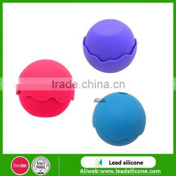 Reusable custom creative personalized ball shape silicone Ice cube tray with lid