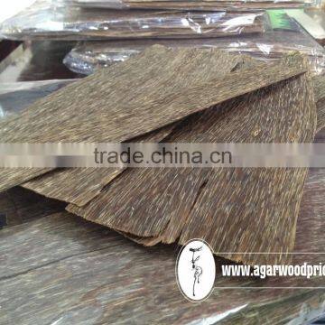 GOOD PRICE OILY ORGANIC & PURE OUD/AGAR WOOD CHIP