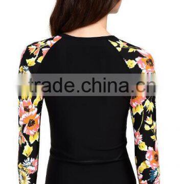 80% Nylon 20% Elastane Woman Lightweight Swimwear Raglan Sleeve Scoop Colorful Floral Print Bjj Long Sleeve Surf Tee Rashguard photo-4