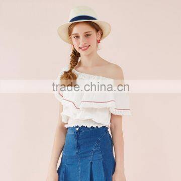 2017 Latest Fashion Design Lotus Leaf Sleeve Sexy Ladies Top Women Blouse for Wholesale photo-2